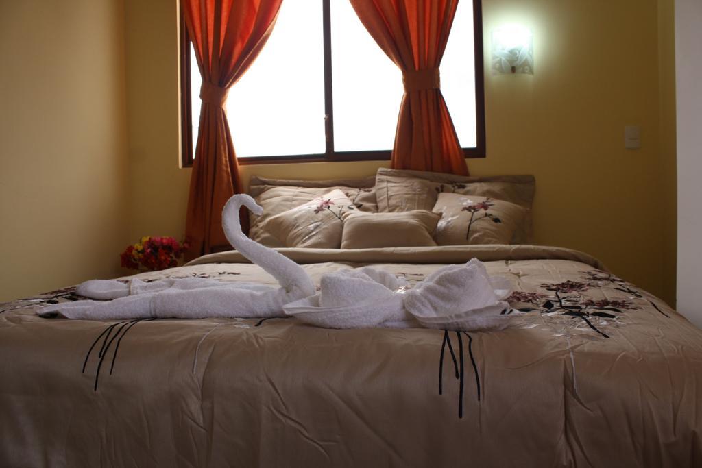 Hostal Espana ปูแอร์โตอาโยรา ภายนอก รูปภาพ