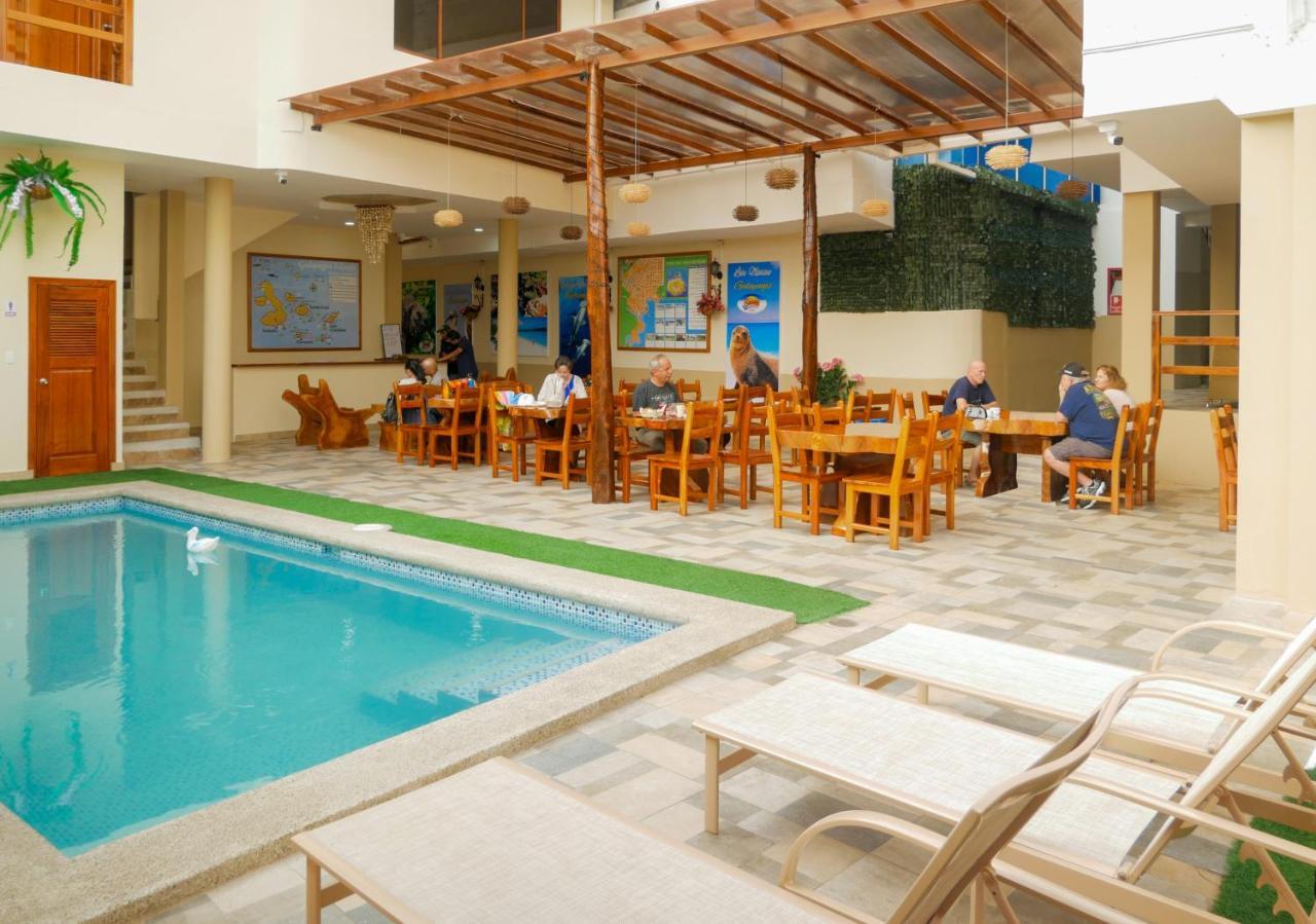 Hostal Espana ปูแอร์โตอาโยรา ภายนอก รูปภาพ